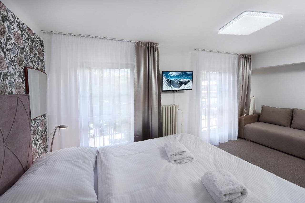 Aplend Hotel Lujza Major タトランスカ・ ロムニツァ エクステリア 写真