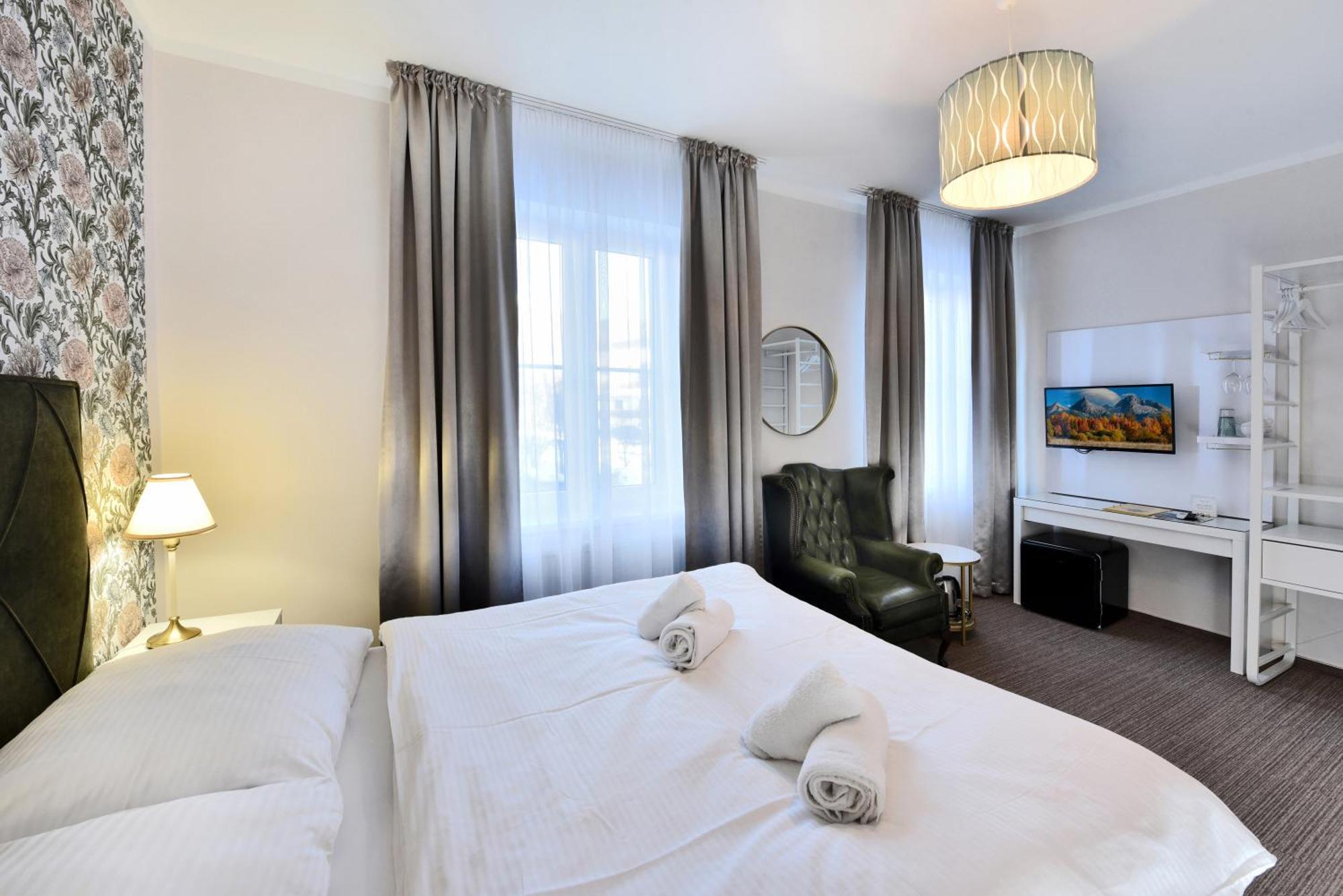 Aplend Hotel Lujza Major タトランスカ・ ロムニツァ エクステリア 写真